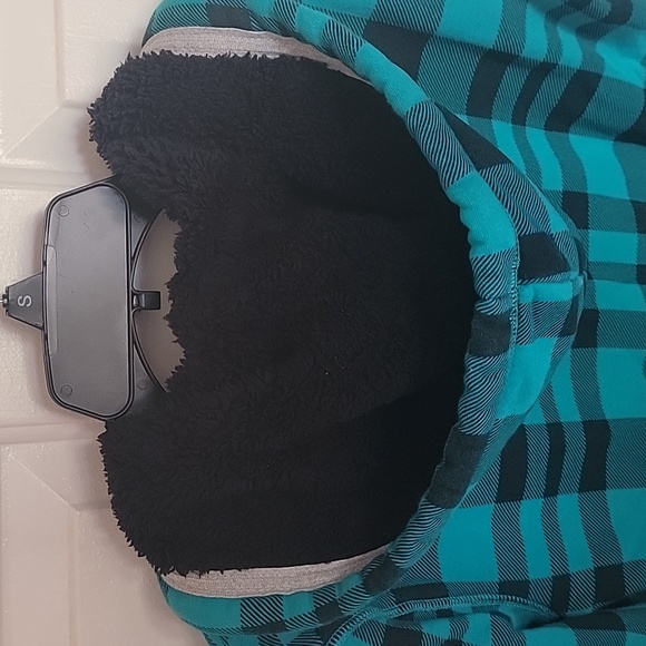 Aeropostale women's medium, long sleeved hooded jacket. Black and teal. - Picture 5 of 9